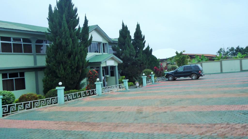 Wadoma Royale Hotel Kumasi Exterior foto